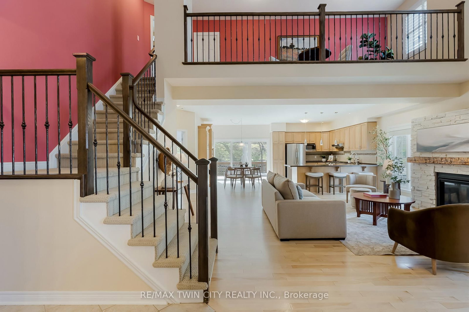 227 Chestnut Hill Crescent • Kitchener, ON photo 5