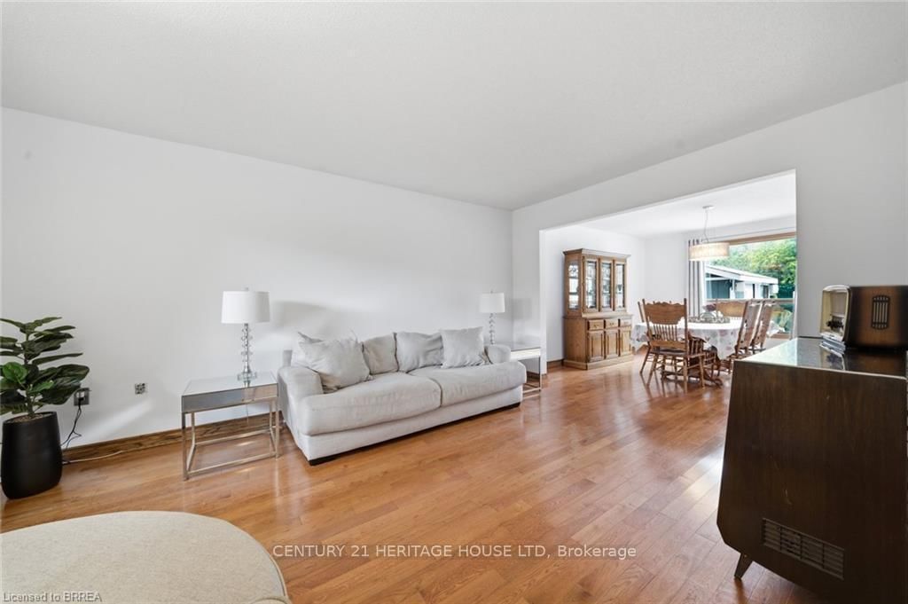 92 National Drive • Hamilton, ON photo 10