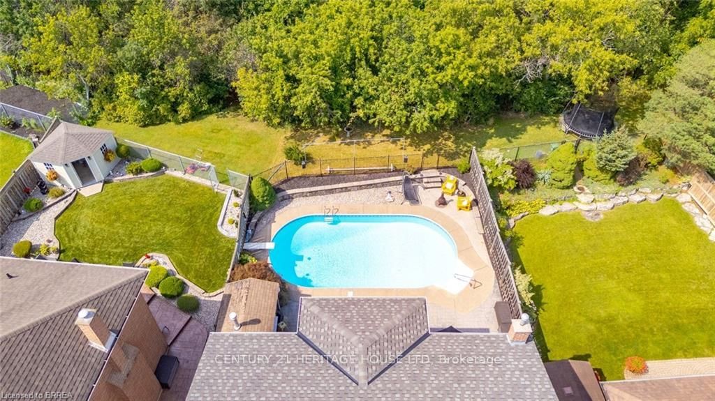 92 National Drive • Hamilton, ON photo 43