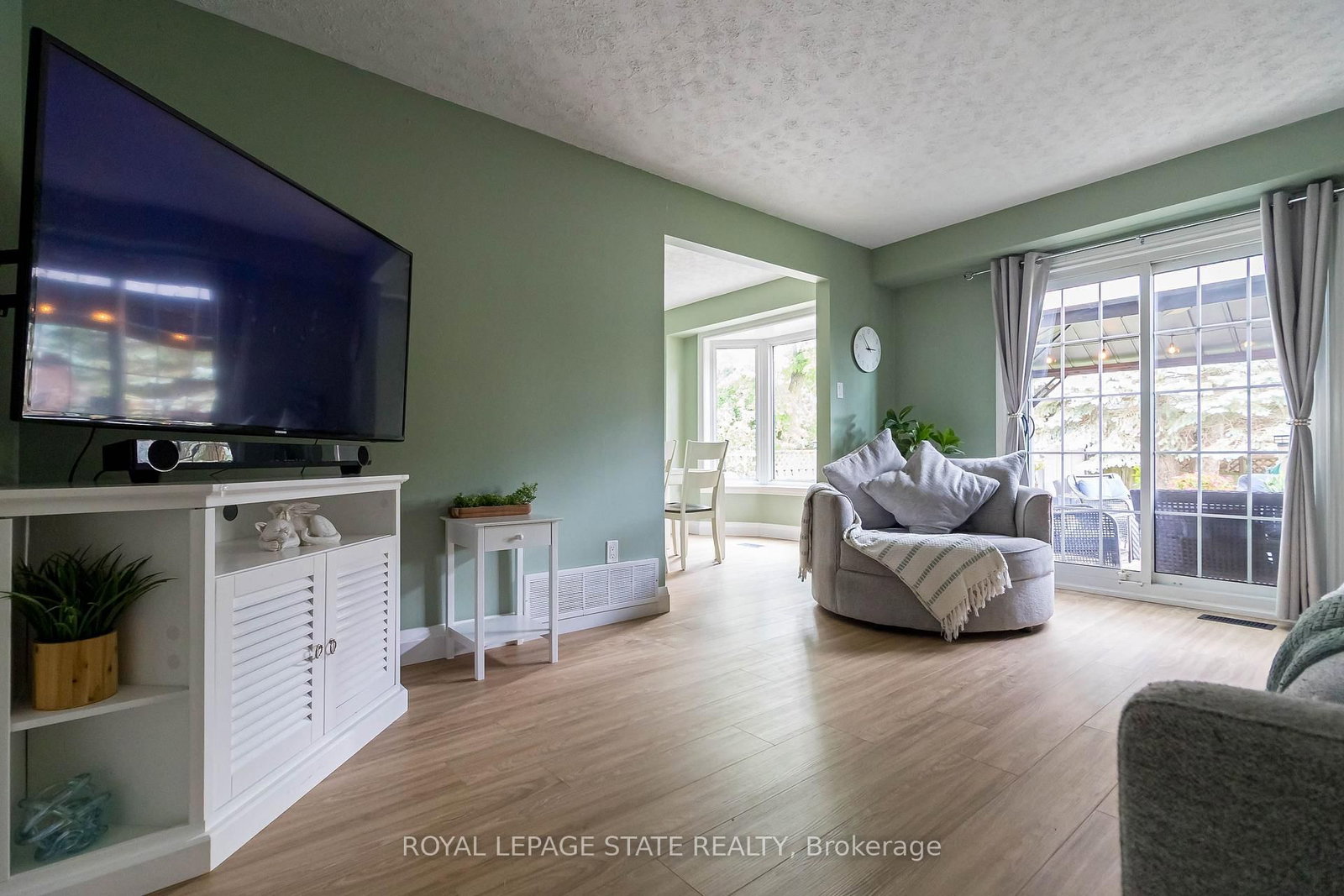 4 Gillespie Court • Cambridge, ON photo 10