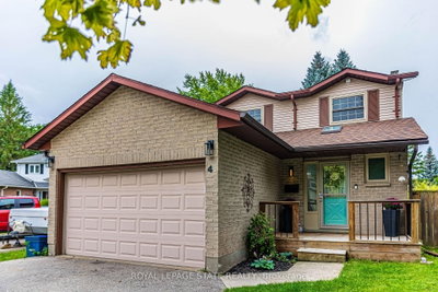 4 Gillespie Court • Cambridge, ON photo 2