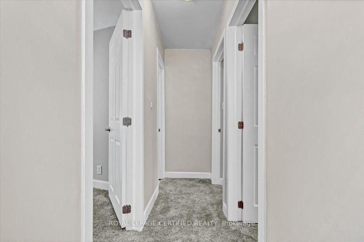 176 Emerald Street N • Hamilton, ON photo 23