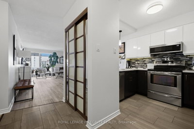 545 St Laurent Boulevard • #803 • Ottawa, ON photo 5