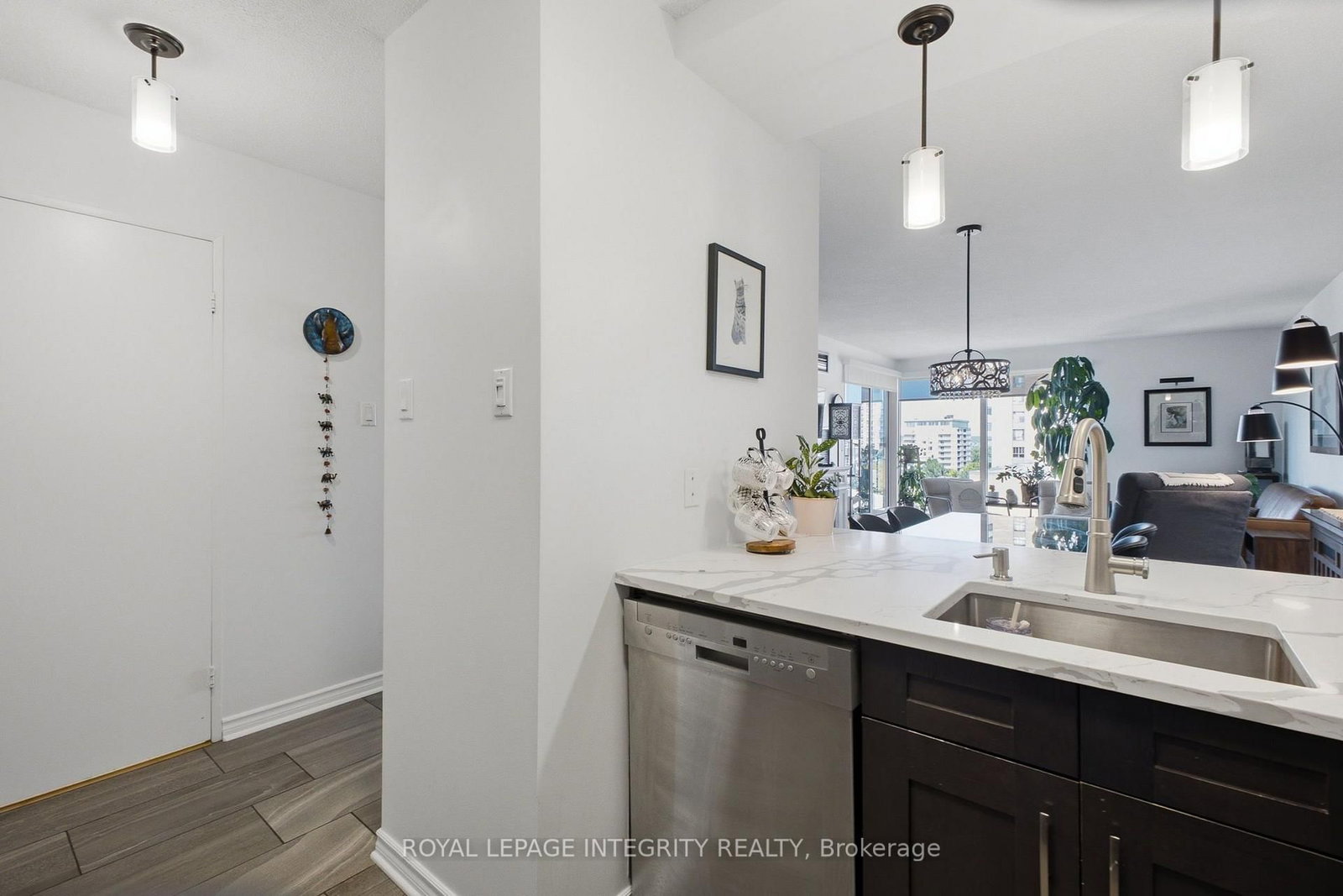 545 St Laurent Boulevard • #803 • Ottawa, ON photo 9