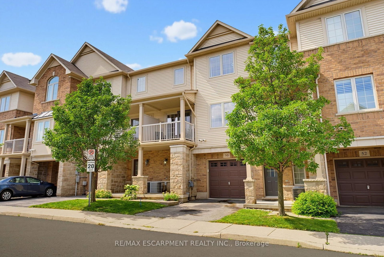 541 Winston Road • #50 • Grimsby, ON photo 2