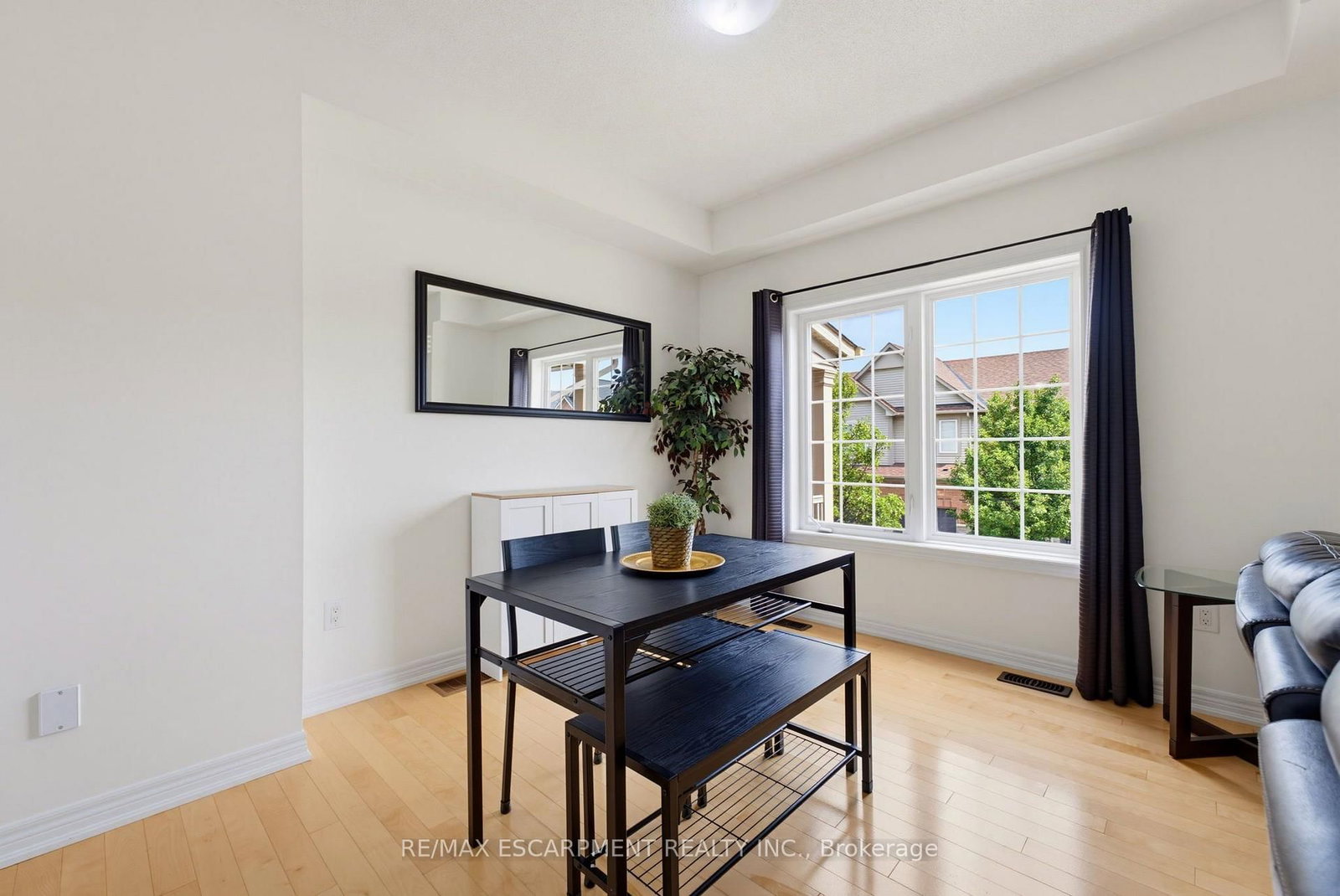 541 Winston Road • #50 • Grimsby, ON photo 7