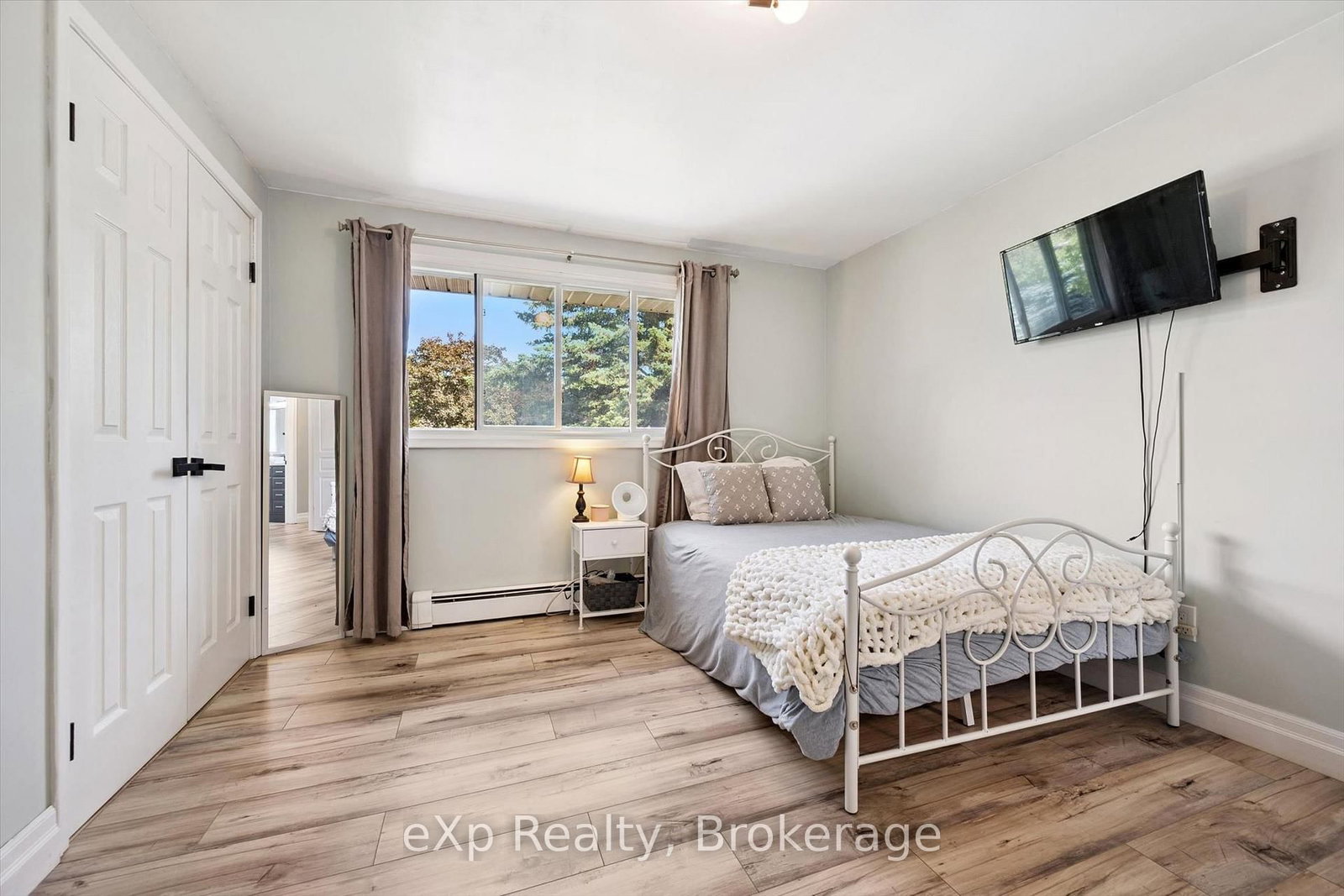 17 Carmine Place • Guelph, ON photo 24