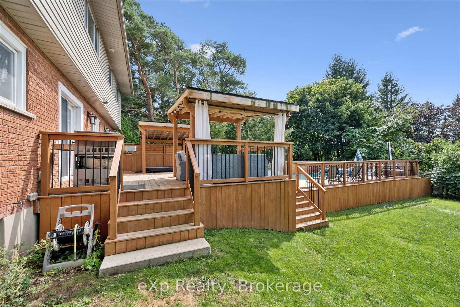 17 Carmine Place • Guelph, ON photo 34
