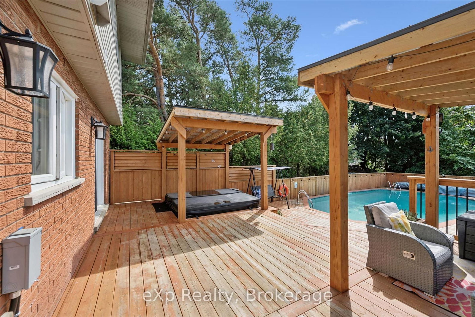 17 Carmine Place • Guelph, ON photo 37