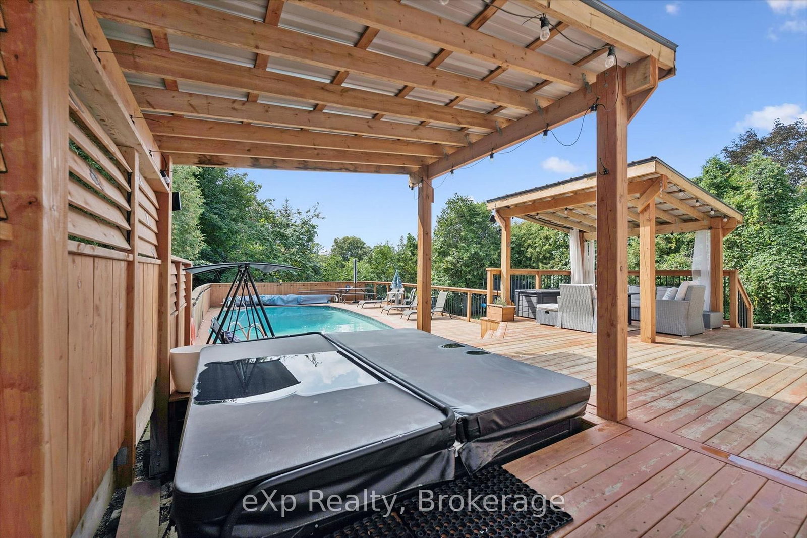 17 Carmine Place • Guelph, ON photo 38
