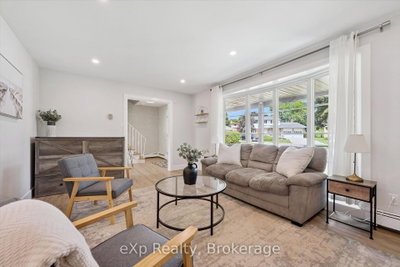 17 Carmine Place • Guelph, ON photo 7