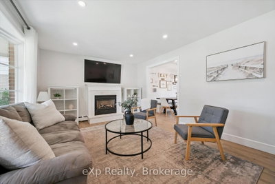 17 Carmine Place • Guelph, ON photo 9