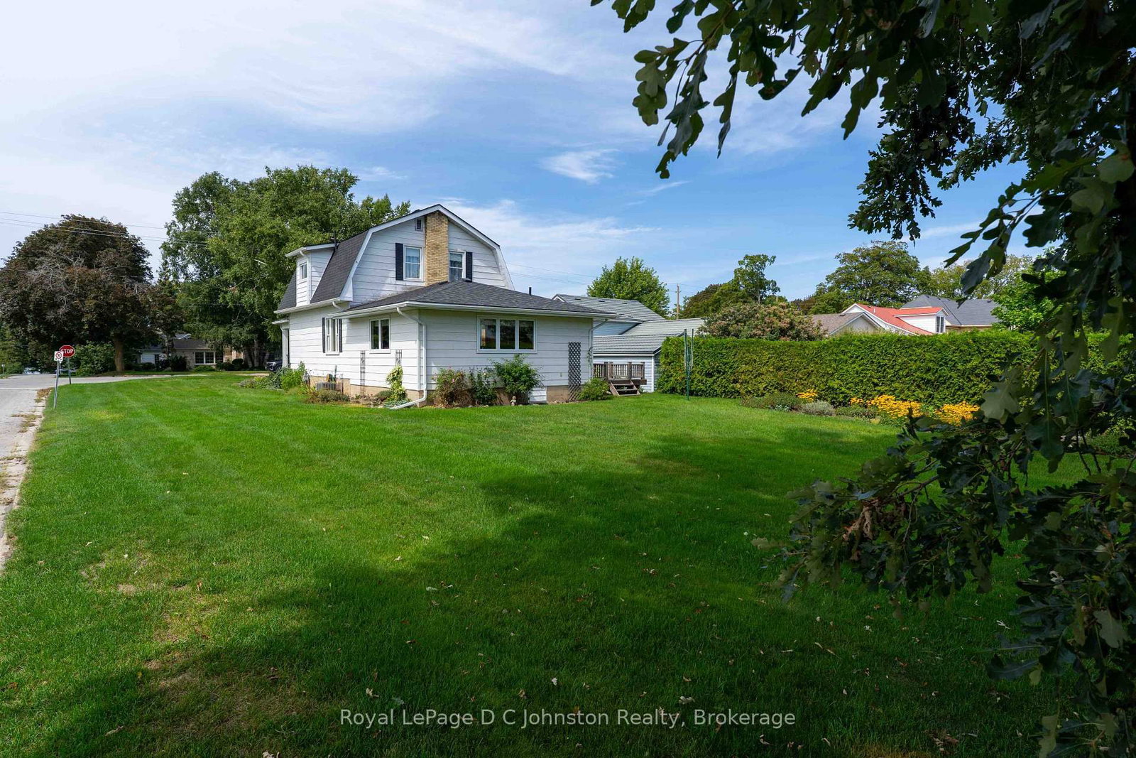 48 Grosvenor Street S • Saugeen Shores, ON photo 39