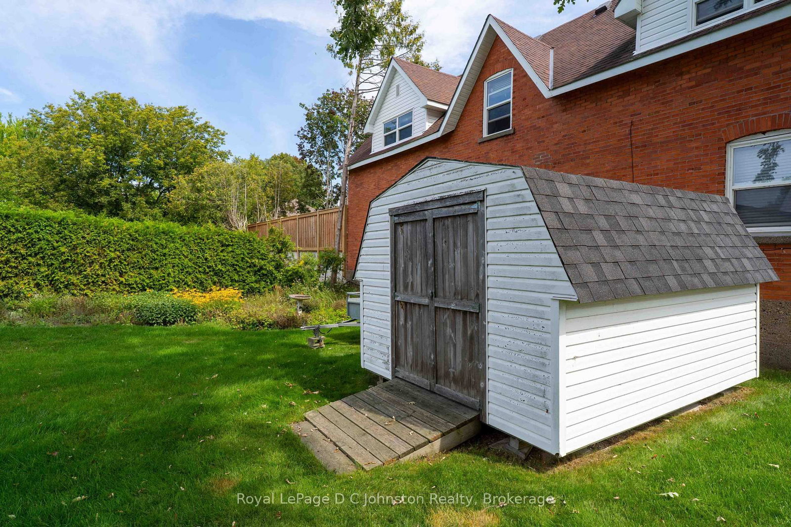 48 Grosvenor Street S • Saugeen Shores, ON photo 41