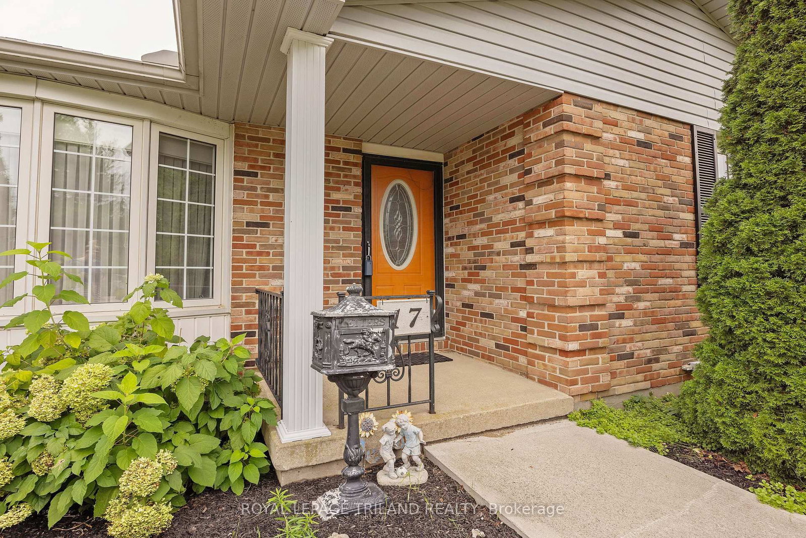 17 Minler Road • Zorra, ON photo 4