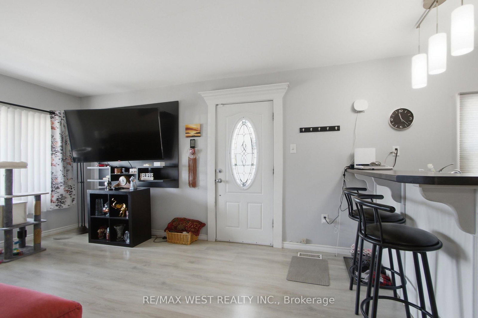 4 George Street • Quinte West, ON photo 6