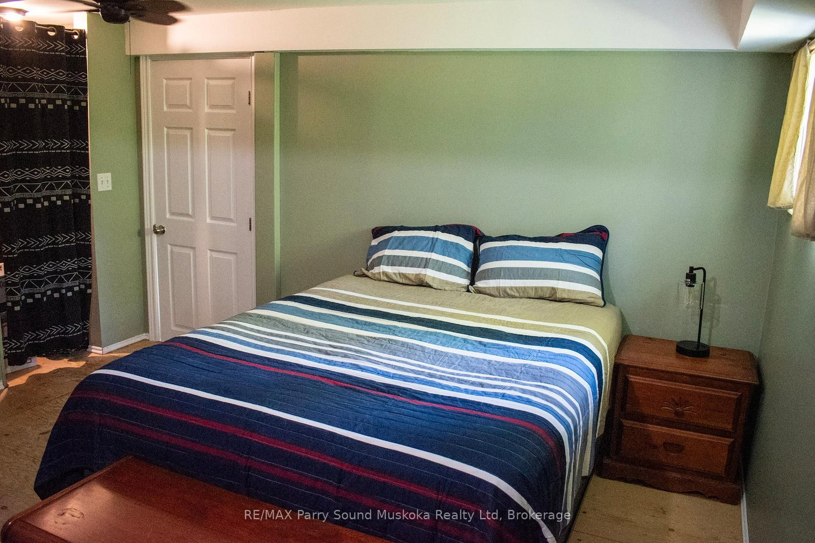 690 Hurdville Road • McKellar, ON photo 19