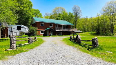 690 Hurdville Road • McKellar, ON photo 3