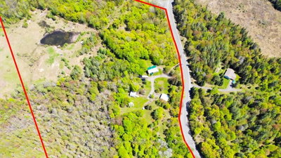 690 Hurdville Road • McKellar, ON photo 5