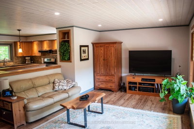 690 Hurdville Road • McKellar, ON photo 8