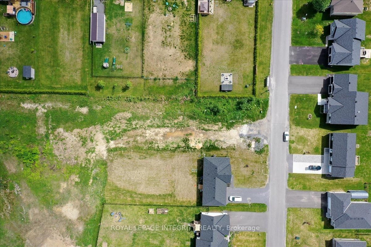 237 ROXANNE Street • Clarence-Rockland, ON photo 14