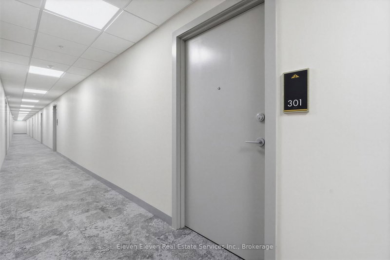 1100 Lackner Pl photo 5