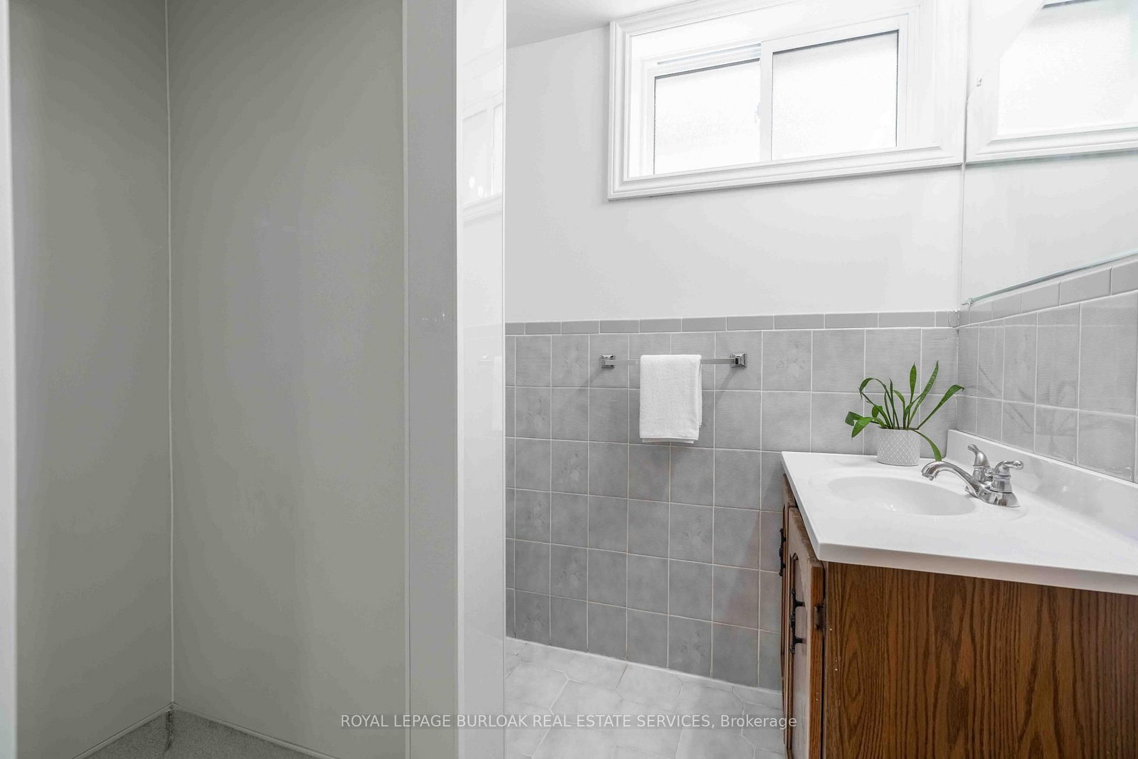 1262 Upper Gage Avenue • Hamilton, ON photo 23