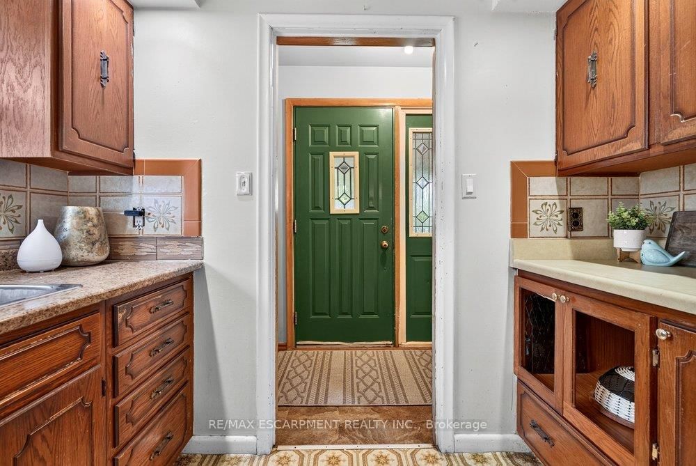 95 West 4th Street • Hamilton, ON photo 14