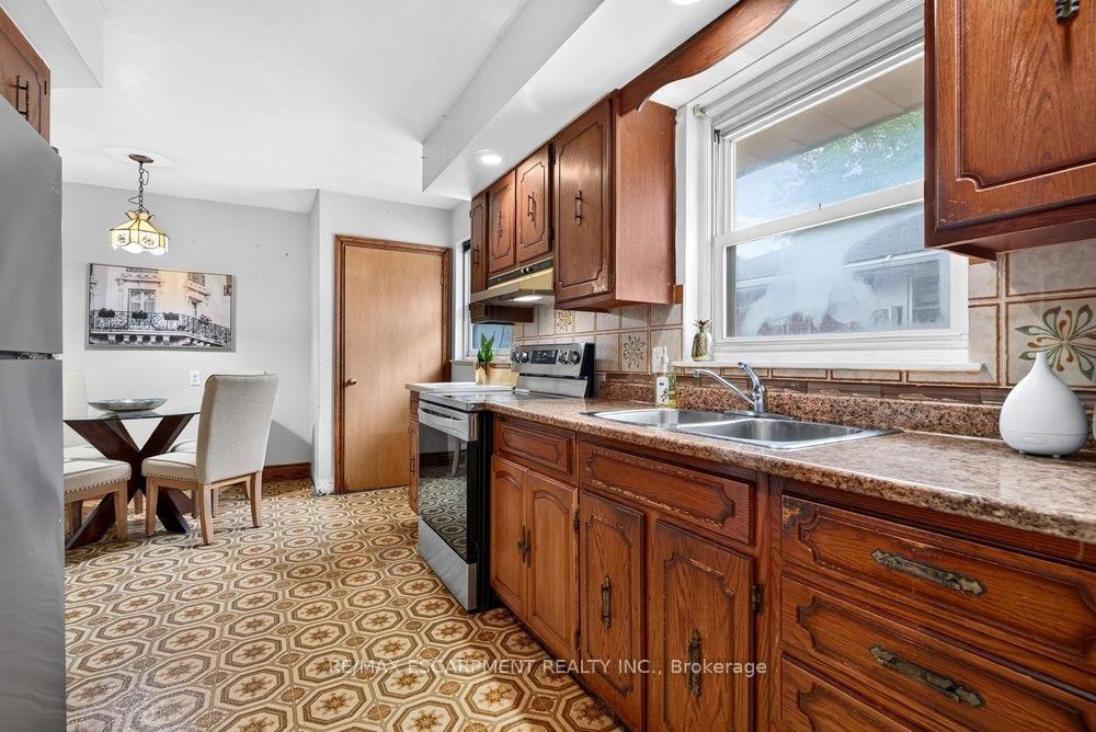 95 West 4th Street • Hamilton, ON photo 15