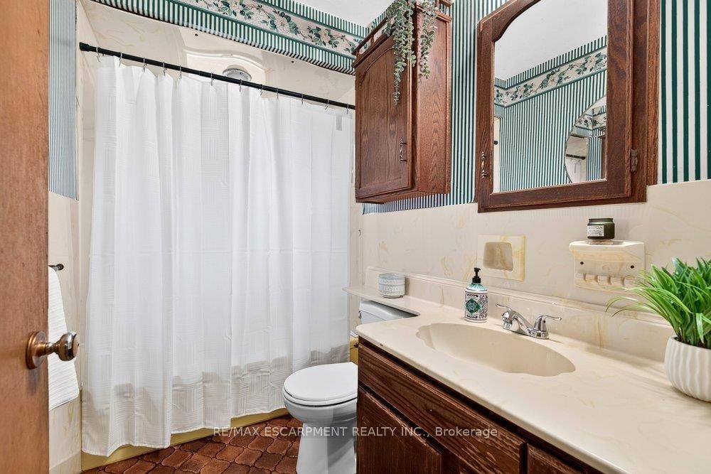 95 West 4th Street • Hamilton, ON photo 25