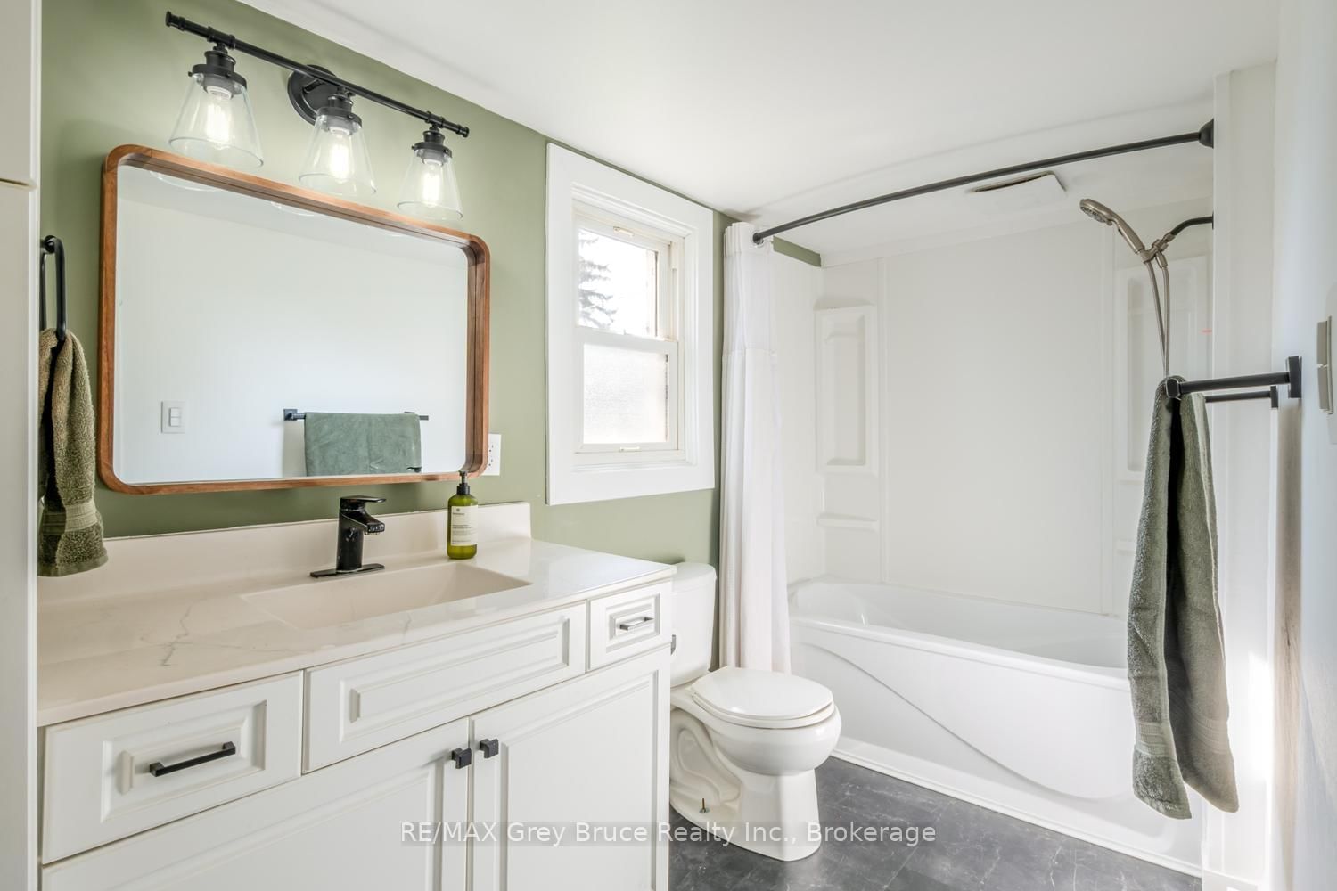 105 Main Street • Arran-Elderslie, ON photo 18