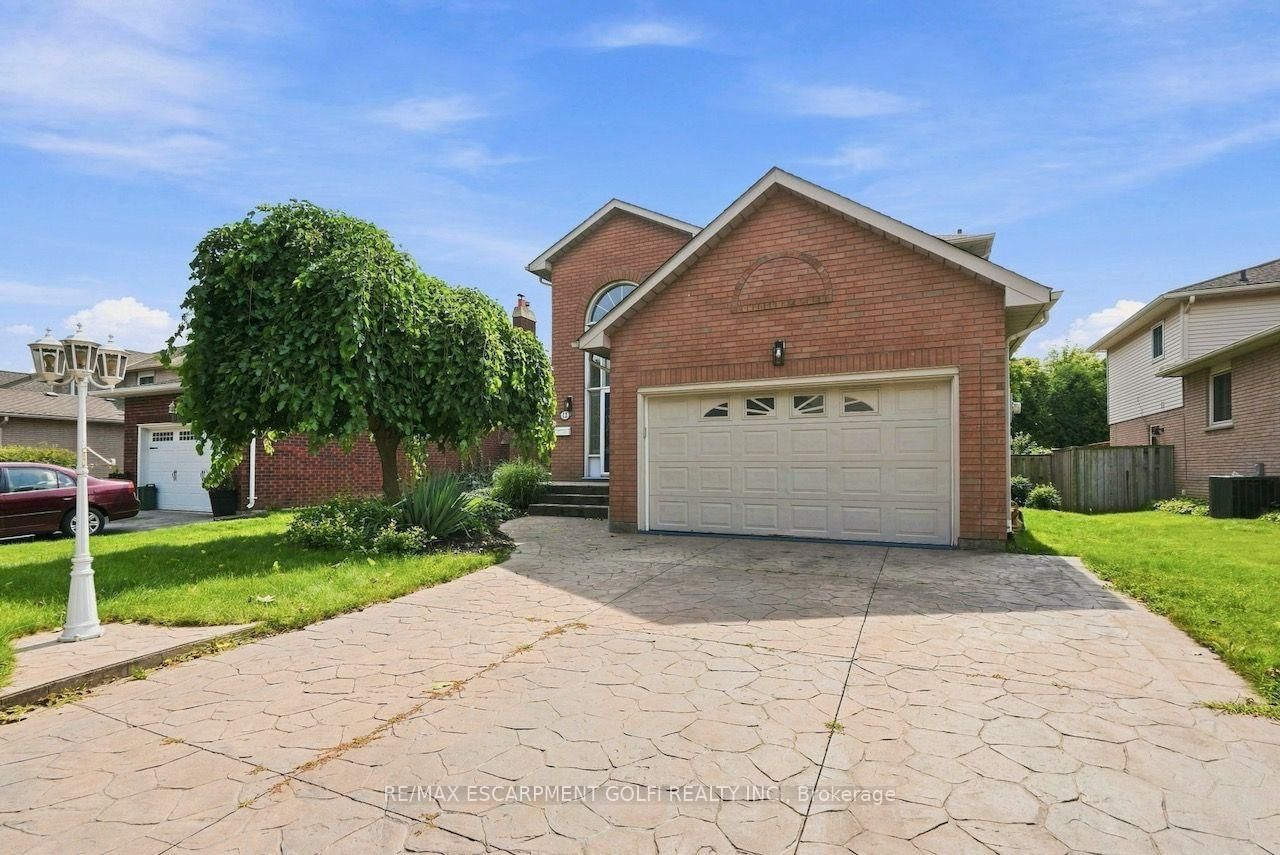 12 Sumner Crescent • Grimsby, ON photo 43