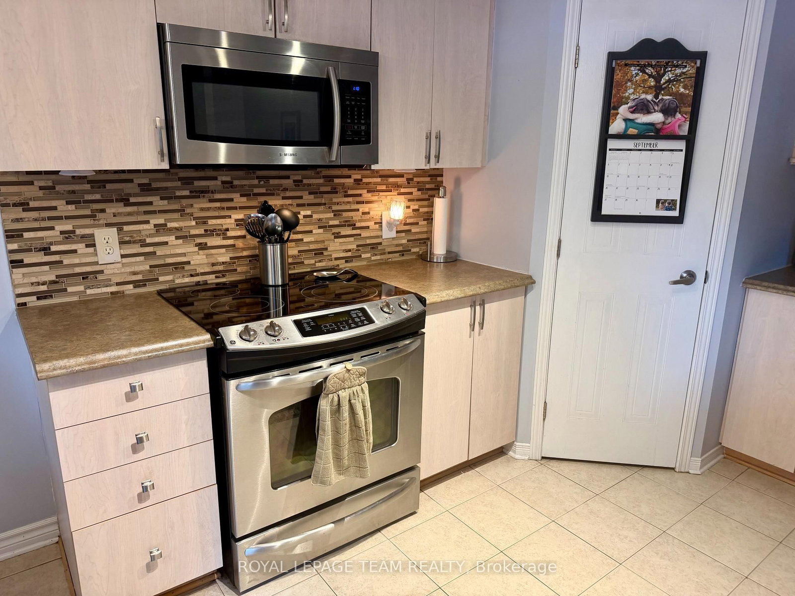 5 Chantilly Gate • Ottawa, ON photo 15