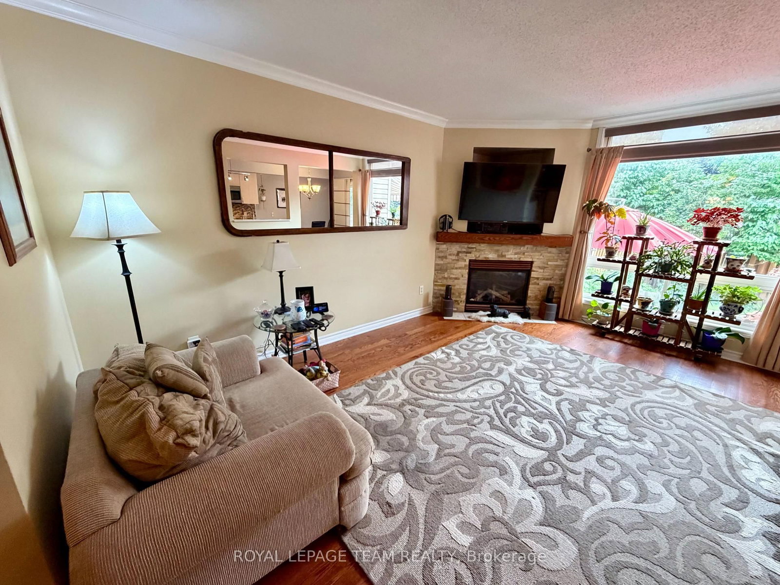 5 Chantilly Gate • Ottawa, ON photo 8