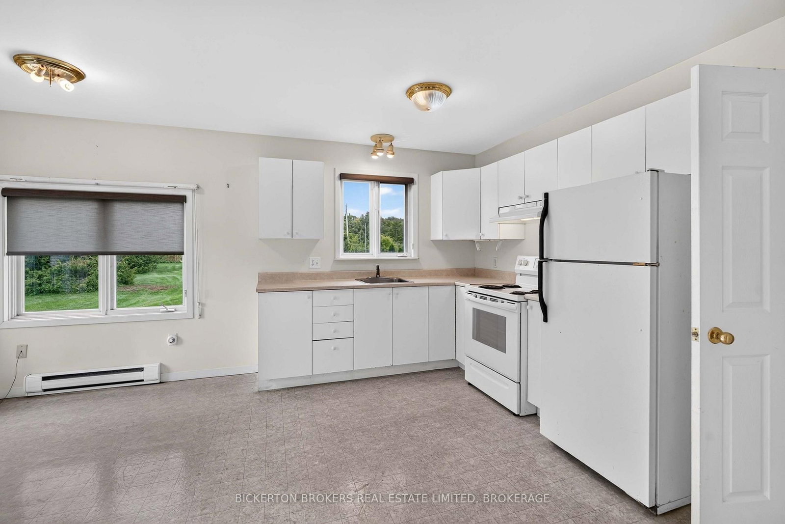 852 Kyes Road • Front of Leeds & Seeleys Bay, ON photo 36