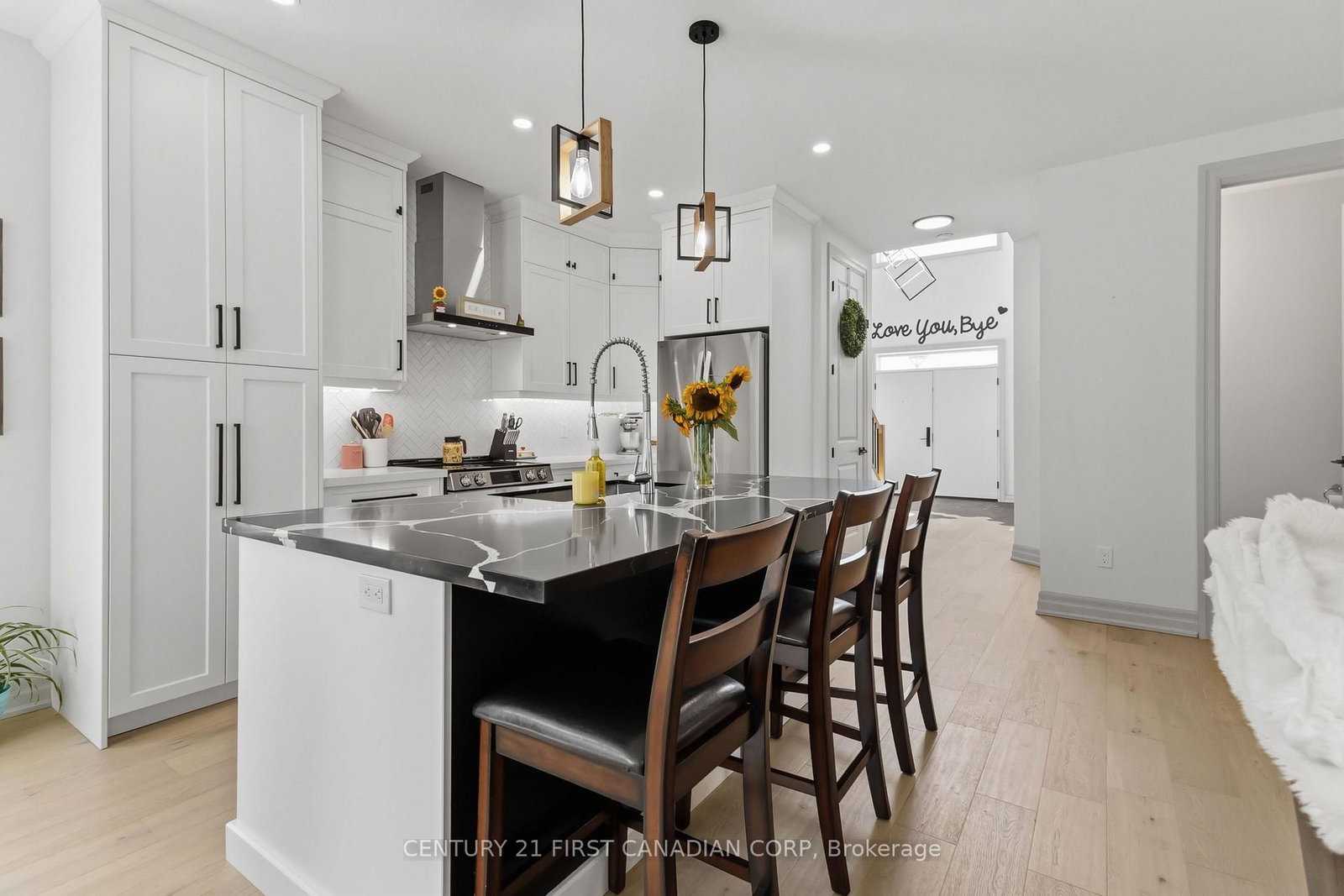 104 GREENE Street • South Huron, ON photo 11