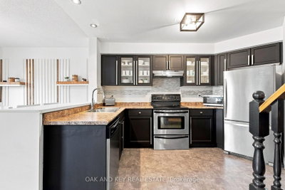 1164 Kimball Crescent • London North, ON photo 9