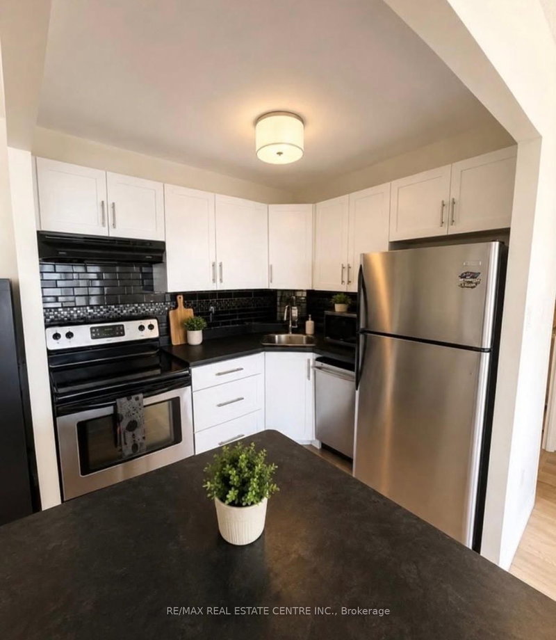 804 - 65 Highland Crescent