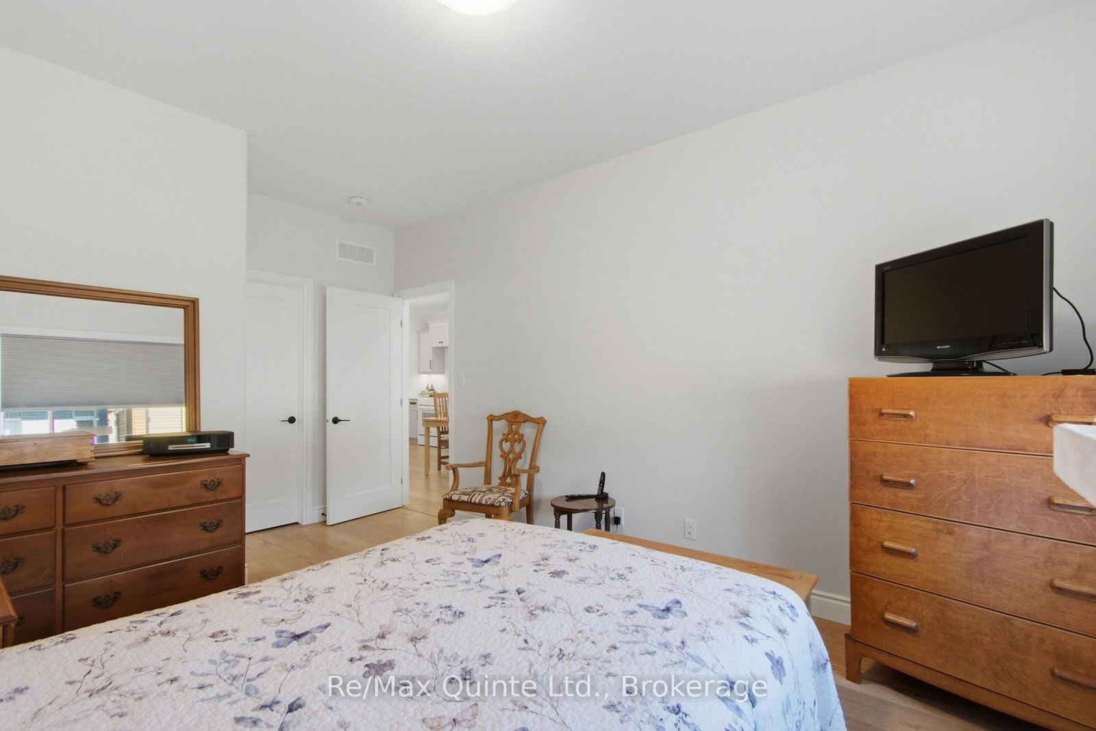 94 Raycroft Drive • Belleville, ON photo 16