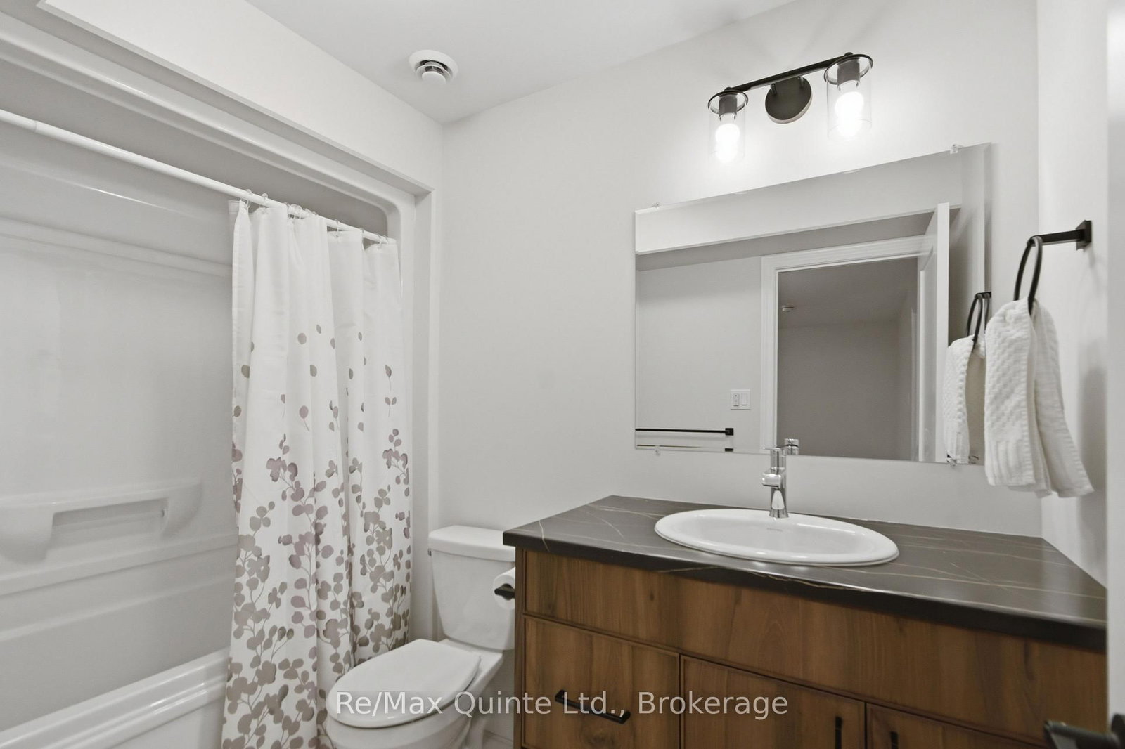 94 Raycroft Drive • Belleville, ON photo 24