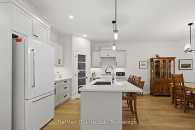 94 Raycroft Drive • Belleville, ON photo 5