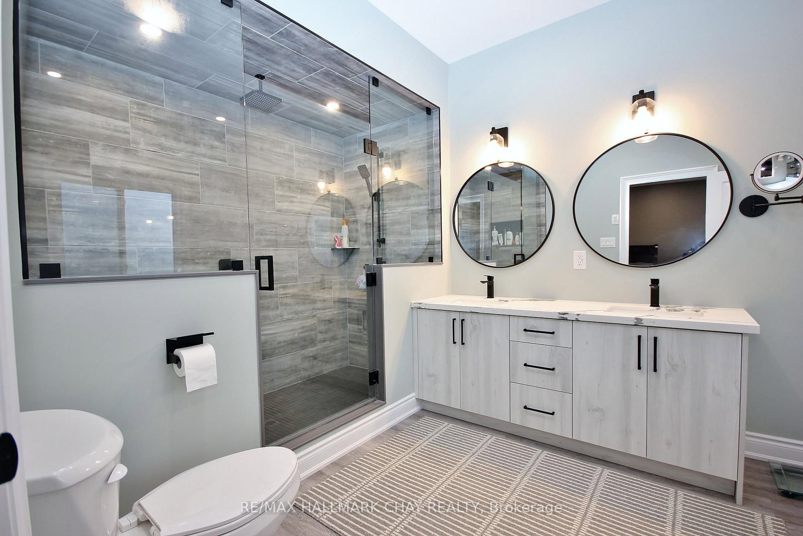 37 HILLSIDE Drive • Georgian Bay, ON photo 15