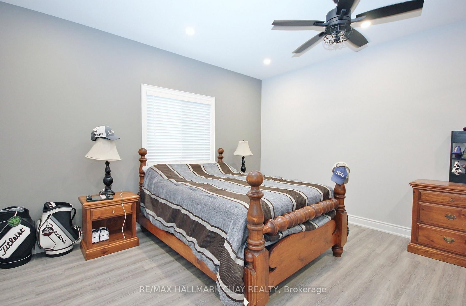 37 HILLSIDE Drive • Georgian Bay, ON photo 17