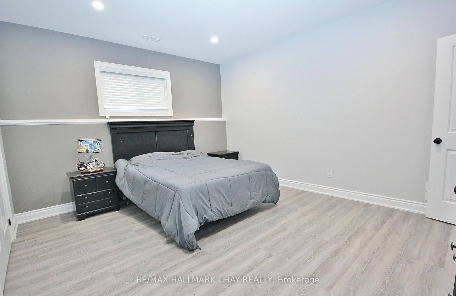 37 HILLSIDE Drive • Georgian Bay, ON photo 25