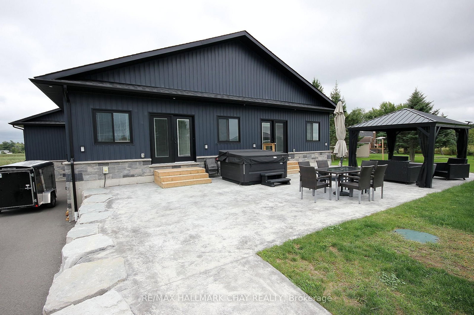 37 HILLSIDE Drive • Georgian Bay, ON photo 28