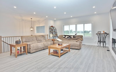 37 HILLSIDE Drive • Georgian Bay, ON photo 6