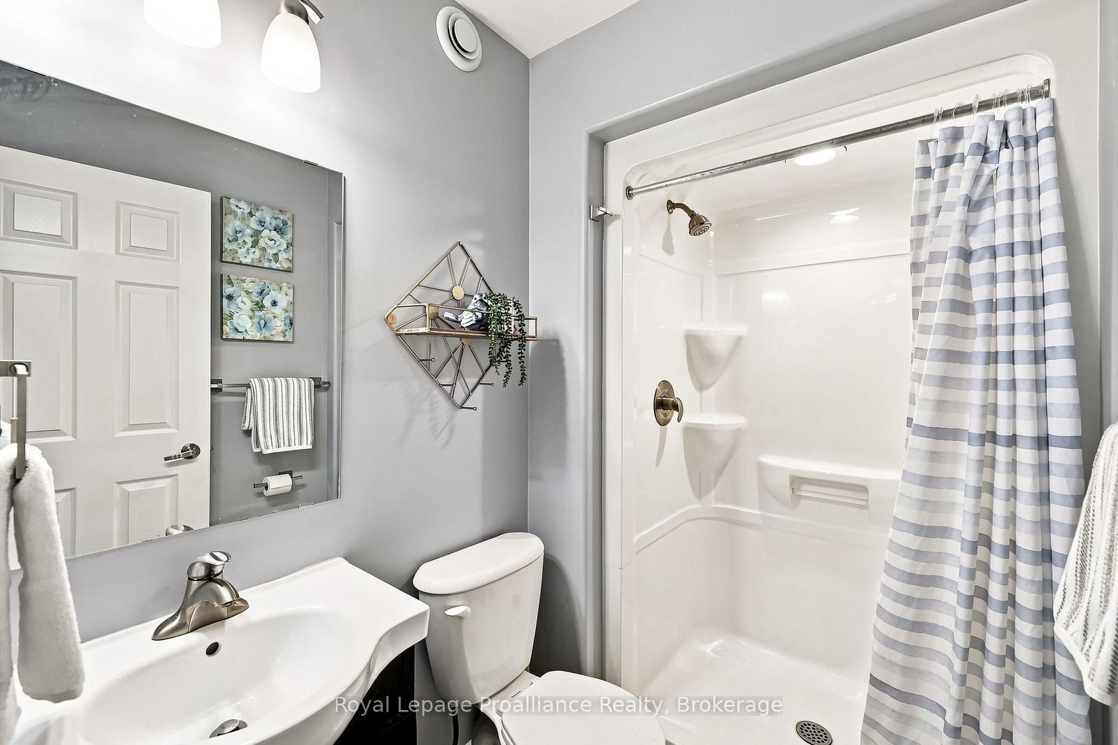 39 Lakewood Crescent • Ingleside, ON photo 29