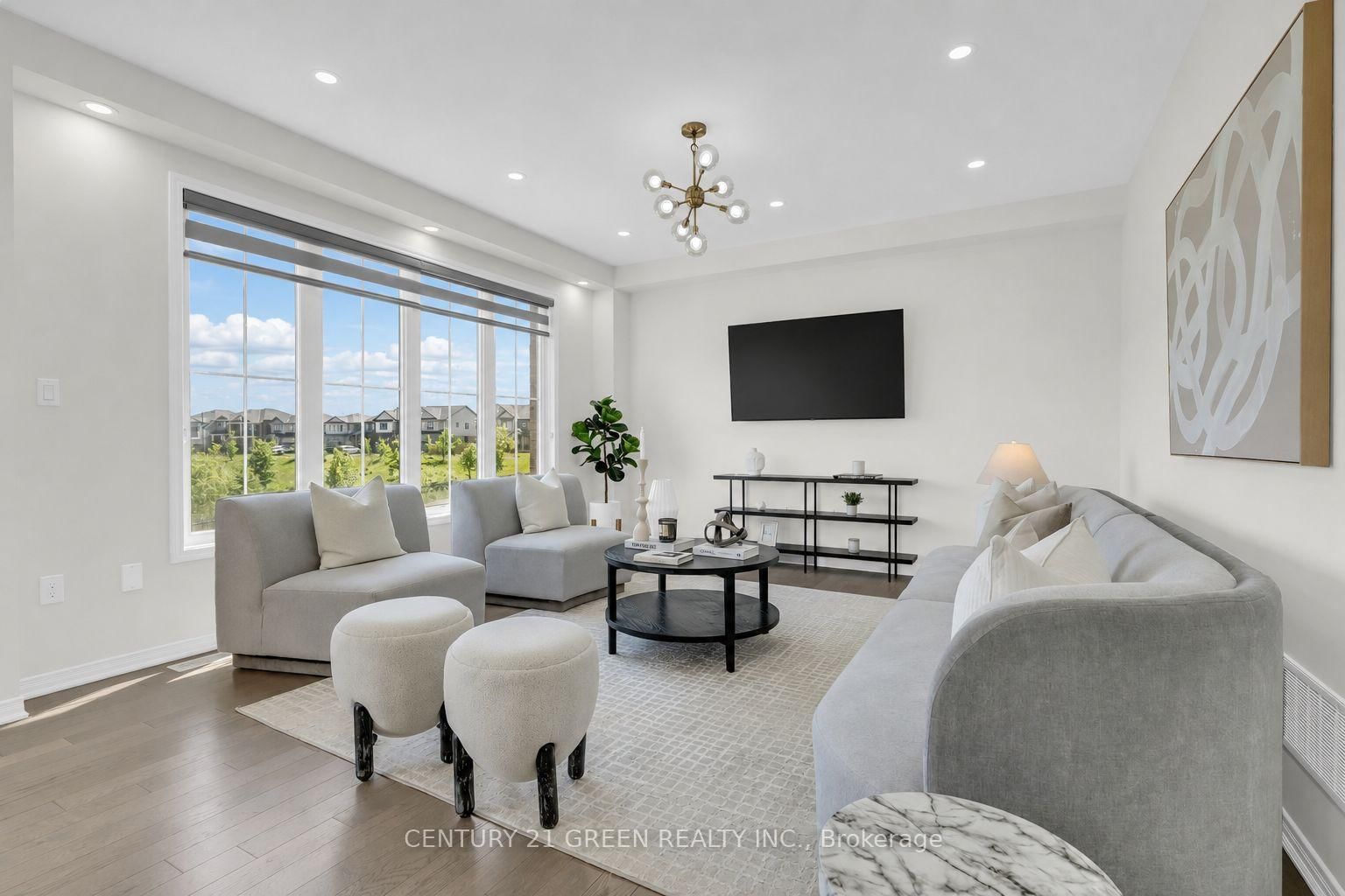 28 Magdalena Street • Hamilton, ON photo 12