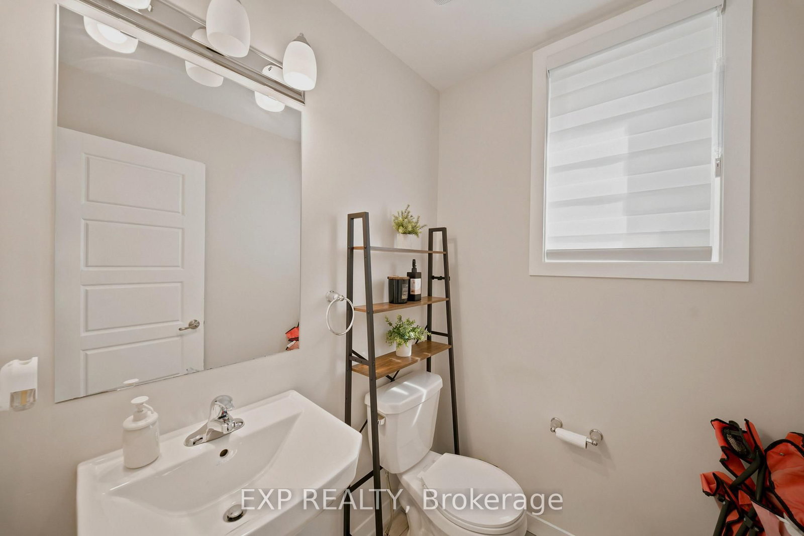 69 Lignite Private • Ottawa, ON photo 14