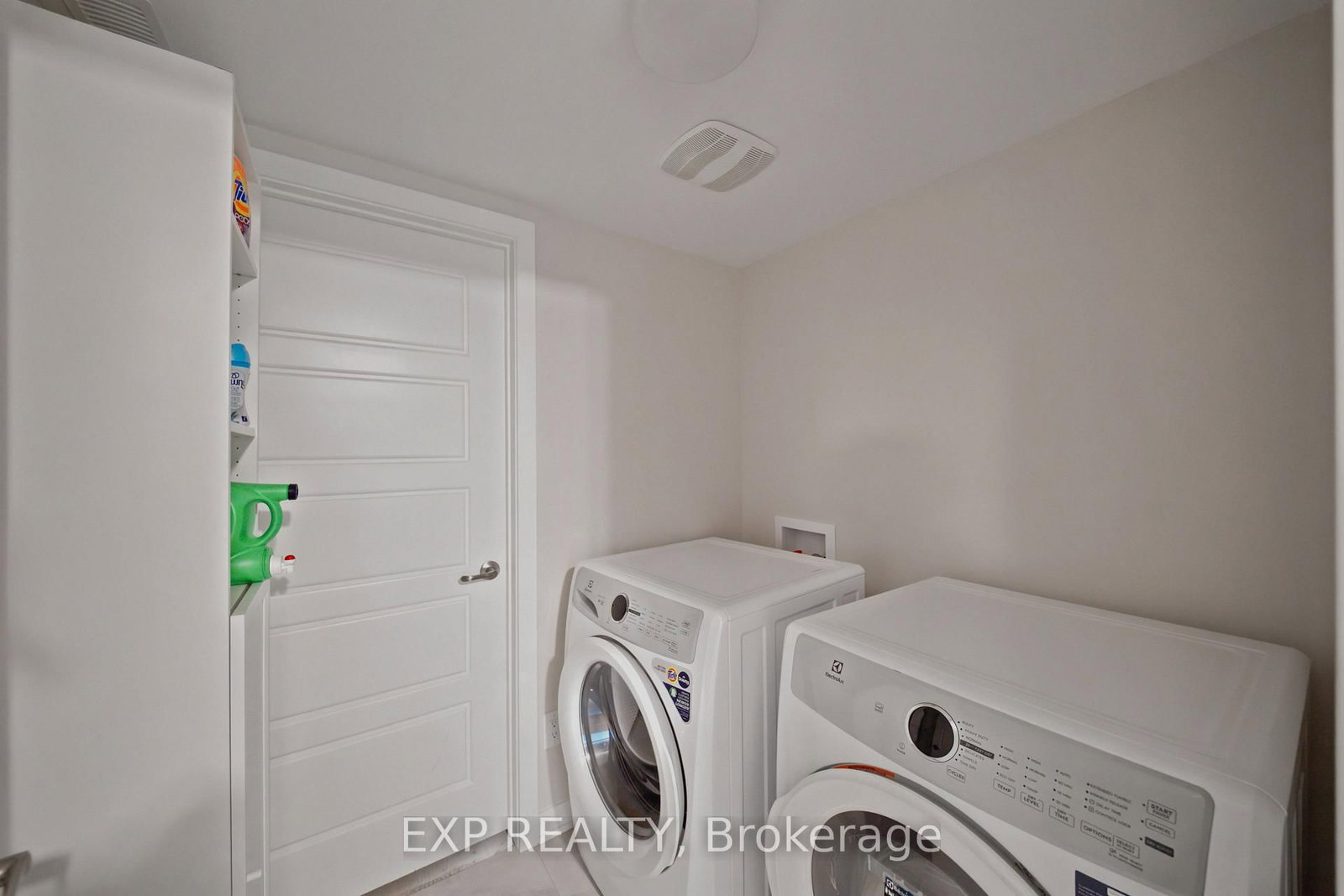 69 Lignite Private • Ottawa, ON photo 28